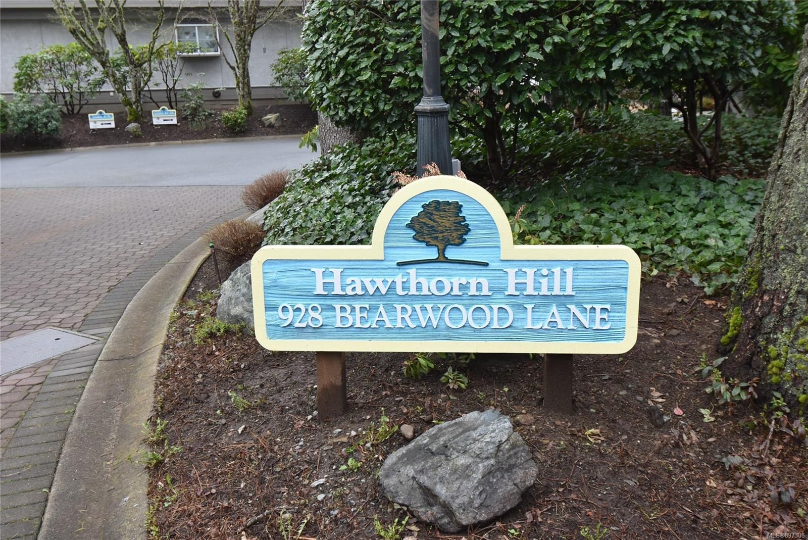 I have sold a property at 22 928 Bearwood Lane in Saanich
